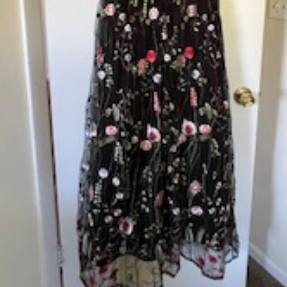Spring Flower Embroidered Black Sleeveless Dress "New w/Tags, Never Worn" - Picture 8 of 8